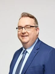 David E Smith