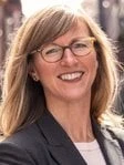Lindsay L Halm