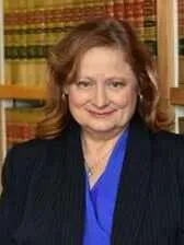 Lisa J Counters