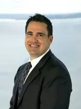 Ryan W Sternoff